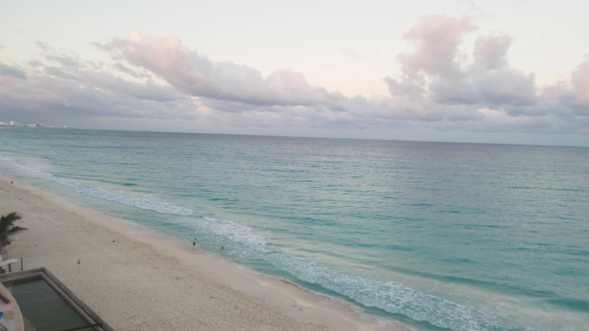“Magic Sunrise At Cancun” Екстериор снимка
